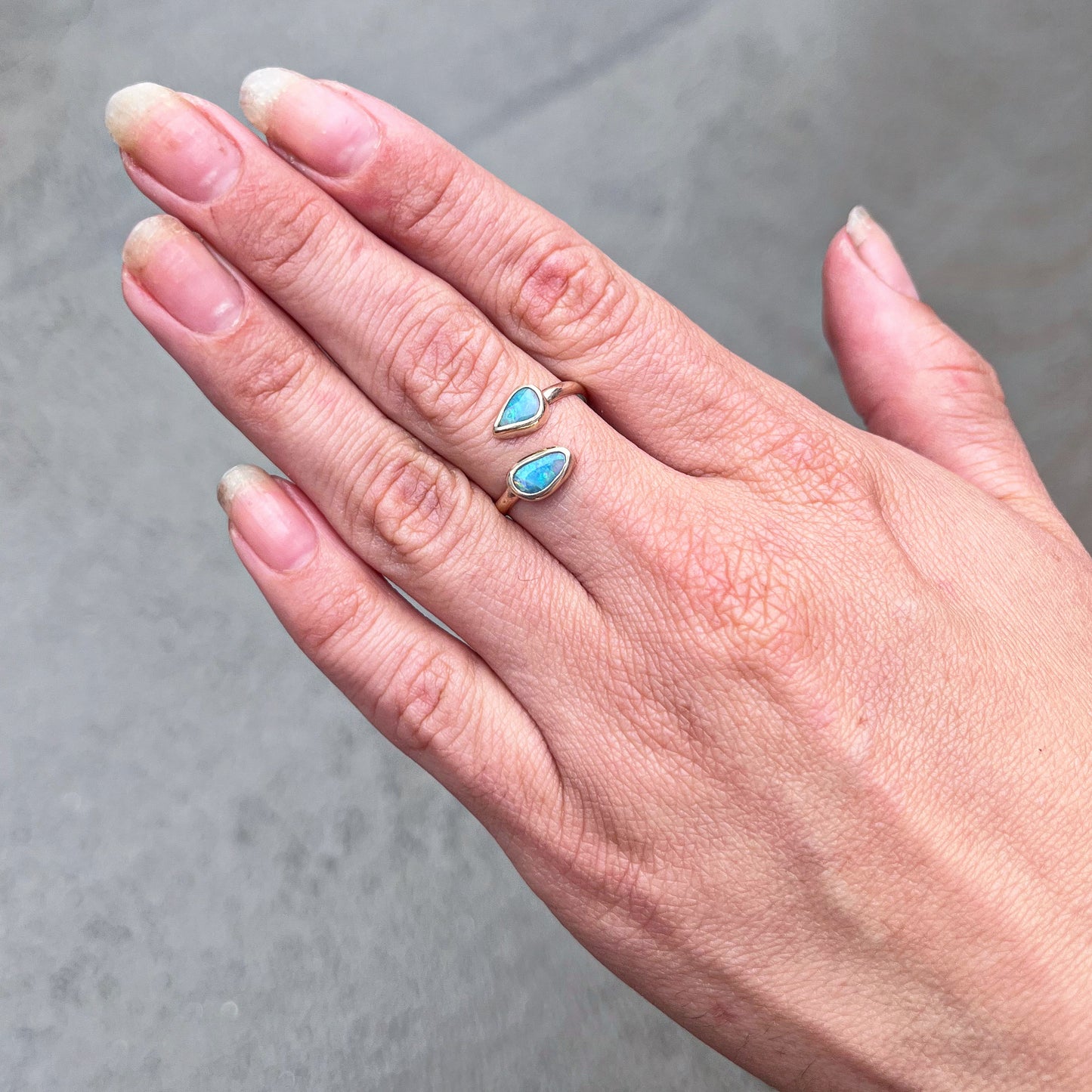 9ct gold- opal ring